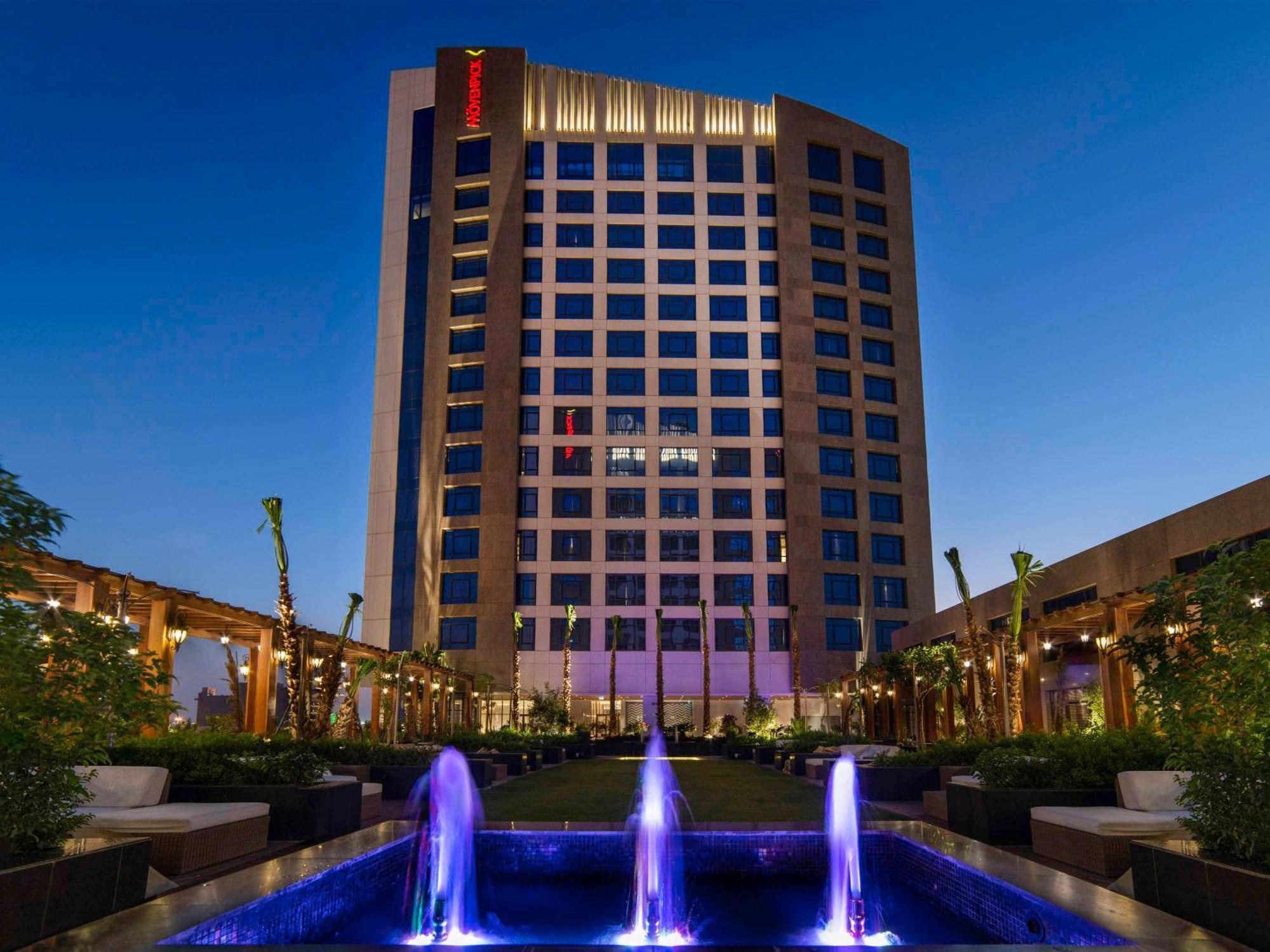 Movenpick Hotel And Residences Riad Exterior foto Marriott International Hotel in Islamabad